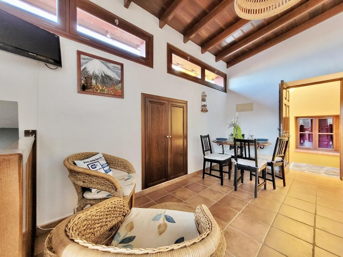 Bollullo Sunset - Apamate Apartment La Orotava 0*,  Spain